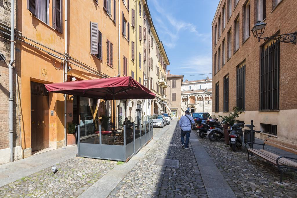 Attico Del Duomo Apartment Modena Ngoại thất bức ảnh